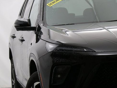 New 2025 Buick Enclave Sport Touring w/ Power Package image 4