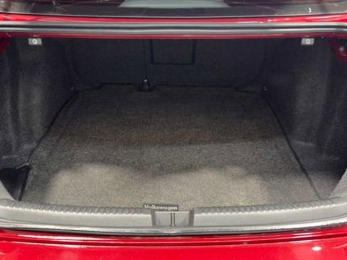 Used 2018 Volkswagen Jetta SE image 33