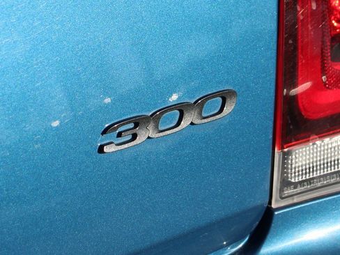 Used 2023 Chrysler 300 Touring w/ Sport Appearance Package image 40