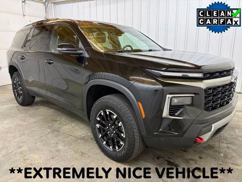 Used 2024 Chevrolet Traverse Z71 AWD/4WD image 1
