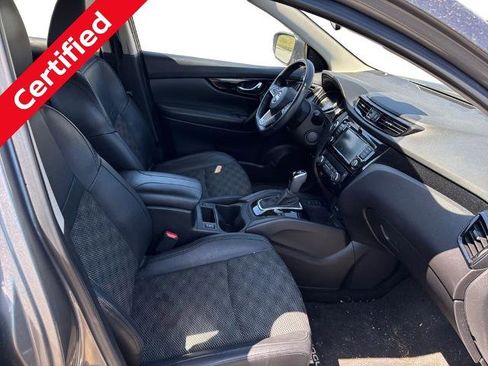 Certified 2022 Nissan Rogue Sport SV w/ Technology Package image 17