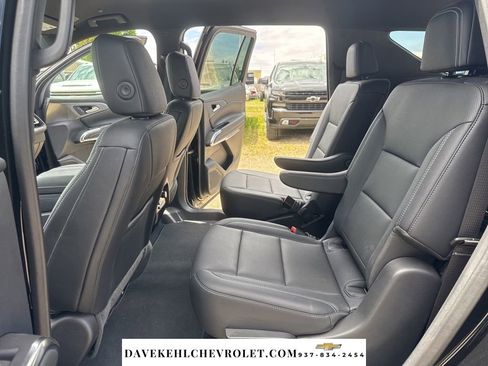 Used 2024 Chevrolet Traverse LT w/ Midnight/Sport Edition FWD image 22