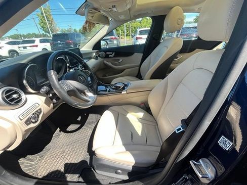 Used 2016 Mercedes-Benz C 300 4MATIC Sedan image 13
