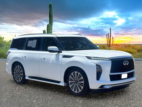 Certified 2025 INFINITI QX80 Luxe AWD/4WD image 7