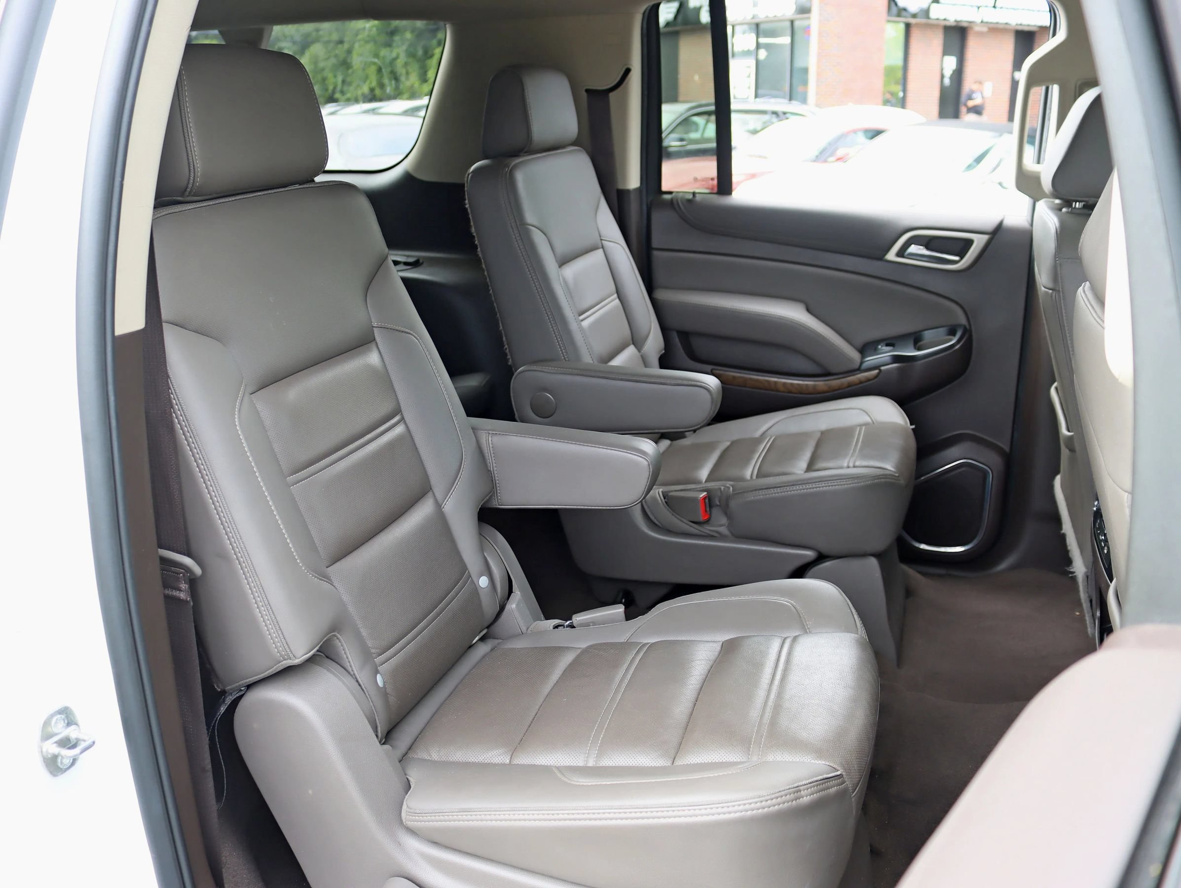 Used 2019 GMC Yukon XL Denali w/ Denali Ultimate Package AWD/4WD image 32