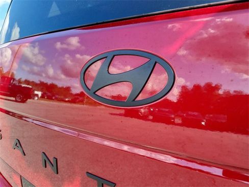 Used 2025 Hyundai Santa Fe Calligraphy image 8