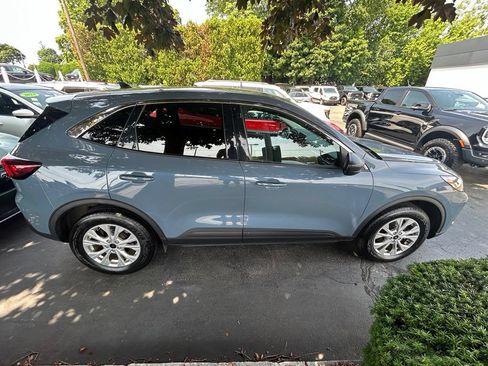 Used 2024 Ford Escape Active AWD/4WD image 10