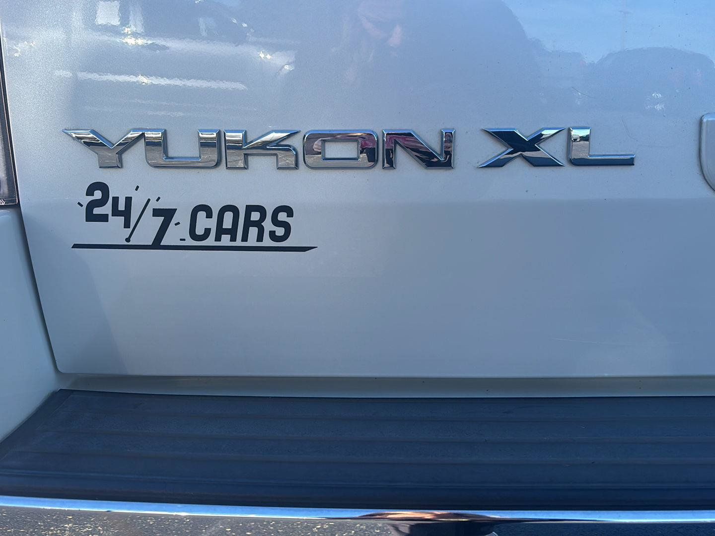 Used 2013 GMC Yukon XL Denali AWD/4WD image 20