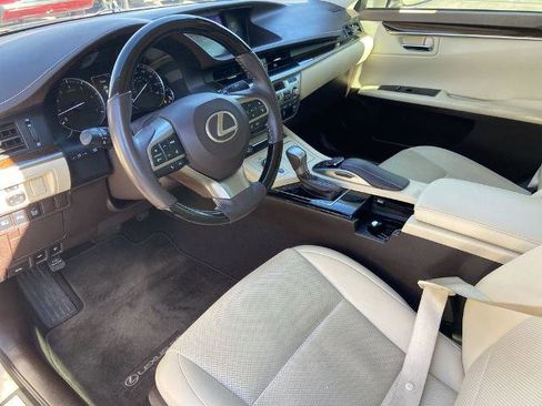 Used 2018 Lexus ES 350 image 6