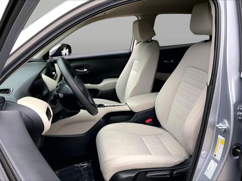 Used 2026 Honda HR-V LX image 9