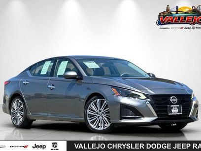 Used 2023 Nissan Altima 2.5 SL