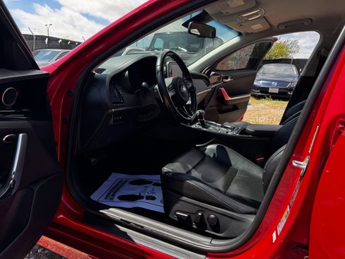 Used 2019 Kia Stinger RWD image 9