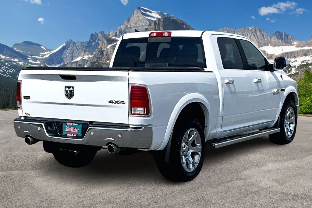 Used 2018 RAM 1500 Laramie AWD/4WD image 2