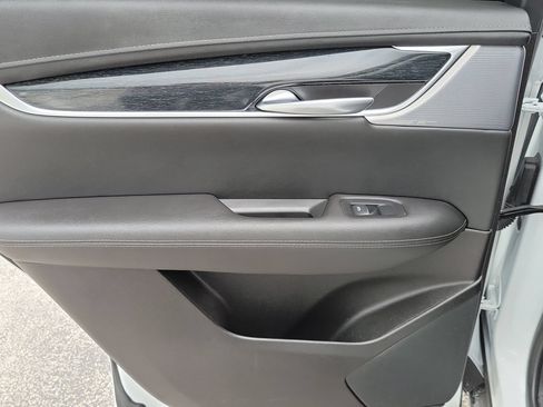 Used 2023 Cadillac XT5 Premium Luxury FWD image 10