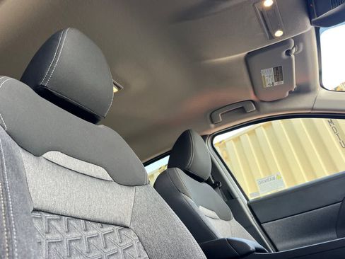 Used 2026 Nissan Kicks SV FWD image 18
