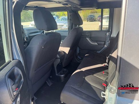 Used 2015 Jeep Wrangler Unlimited Sport w/ Quick Order Package 24S image 29