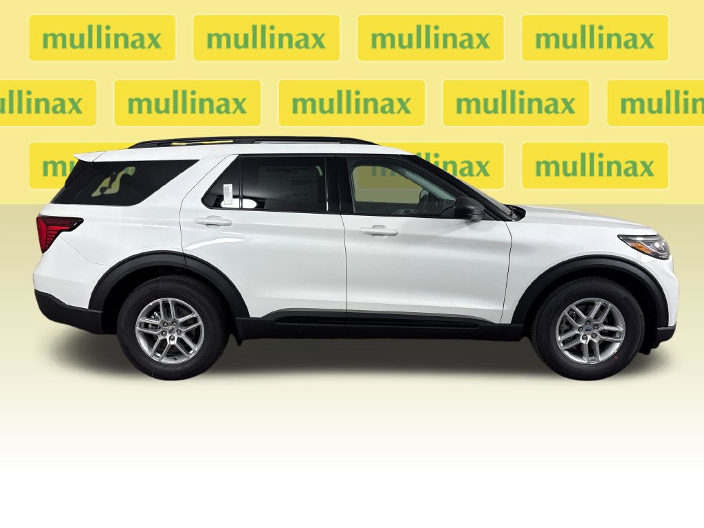 New 2026 Ford Explorer Active w/ Active Comfort Package RWD image 2