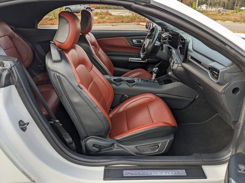 Used 2024 Ford Mustang Premium image 46