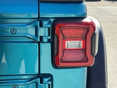 Used 2020 Jeep Wrangler Unlimited Rubicon image 5