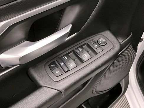 Used 2023 RAM 1500 Big Horn AWD/4WD image 40
