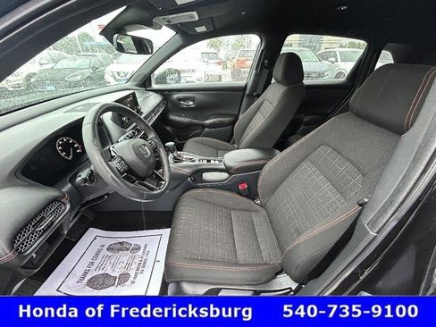 Used 2025 Honda HR-V Sport image 15