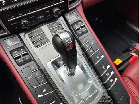 Used 2016 Porsche Panamera GTS image 35