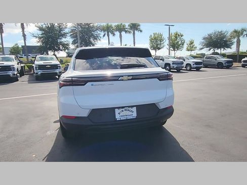 New 2026 Chevrolet Equinox EV LT image 22