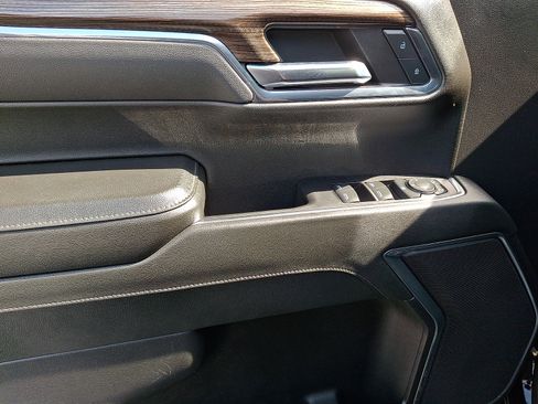 Used 2024 Chevrolet Silverado 1500 LT AWD/4WD image 15