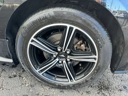 Used 2025 Ford Mustang Premium RWD image 21
