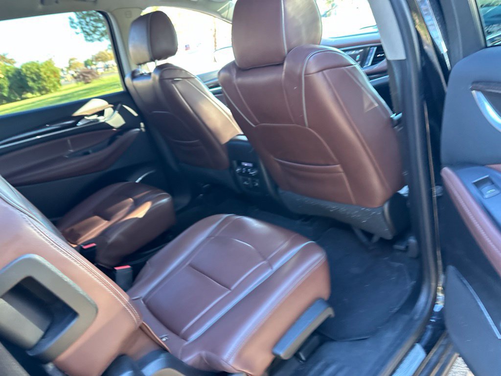 Used 2018 Buick Enclave Avenir w/ Avenir Technology Package AWD/4WD image 9