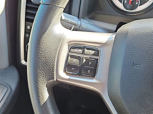 Used 2021 RAM 1500 Classic SLT image 21