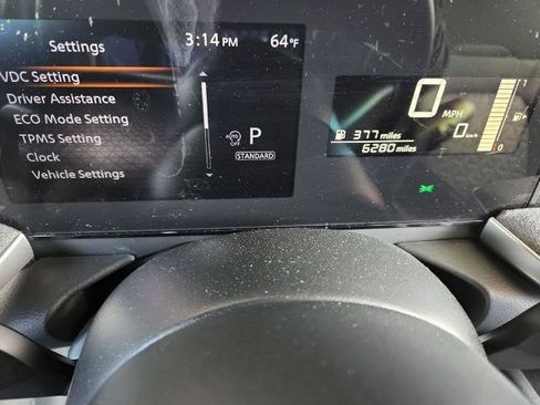 Certified 2025 Nissan Kicks SV image 25