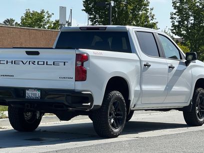 Used 2026 Chevrolet Silverado 1500 Custom Trail Boss w/ LPO, Dark Essentials Package