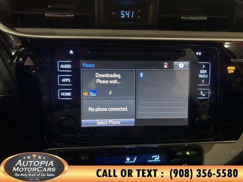 Used 2017 Toyota Corolla LE w/ LE Premium Package w/Moonroof FWD image 25