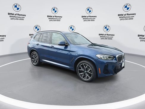 Used 2024 BMW X3 xDrive30i w/ Premium Package AWD/4WD image 2