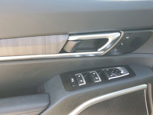 Used 2025 Kia Telluride SX image 21