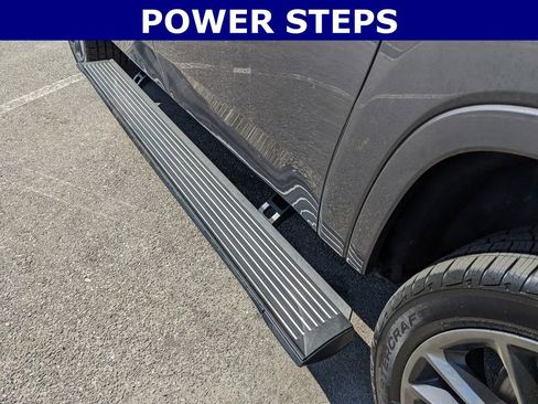 Used 2024 Jeep Grand Wagoneer L Series III w/ Quick Order Packagew 28T image 12