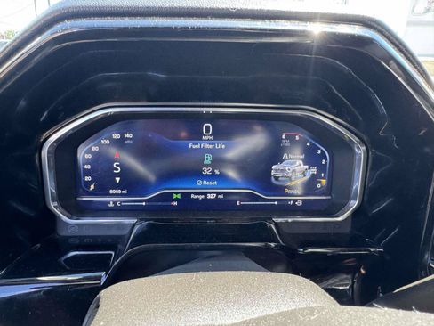 Used 2025 Chevrolet Silverado 2500 LT w/ Trail Boss Package AWD/4WD image 36