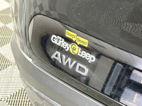 Certified 2025 Nissan Murano SL image 16