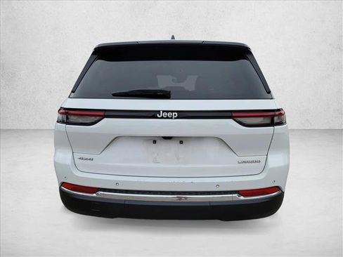 Used 2024 Jeep Grand Cherokee Laredo X w/ Luxury Tech Group I AWD/4WD image 6