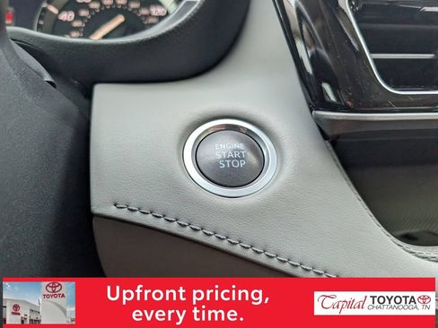 Used 2021 Toyota Highlander Limited AWD/4WD image 21