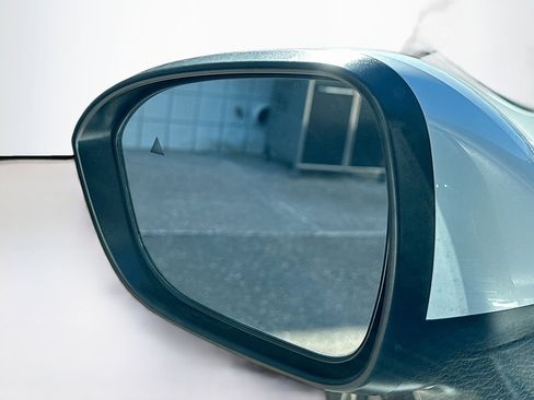 Used 2024 Mitsubishi Outlander SE image 16