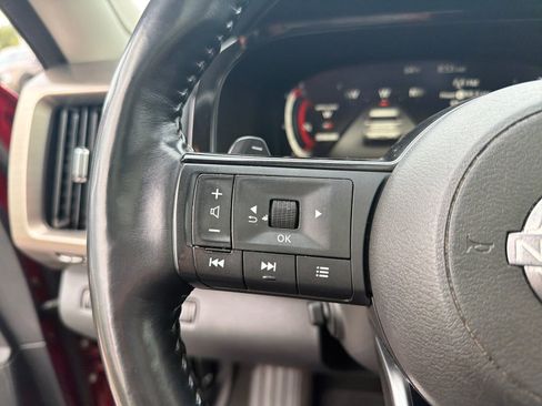 Used 2022 Nissan Pathfinder Platinum w/ Cargo Package FWD image 32