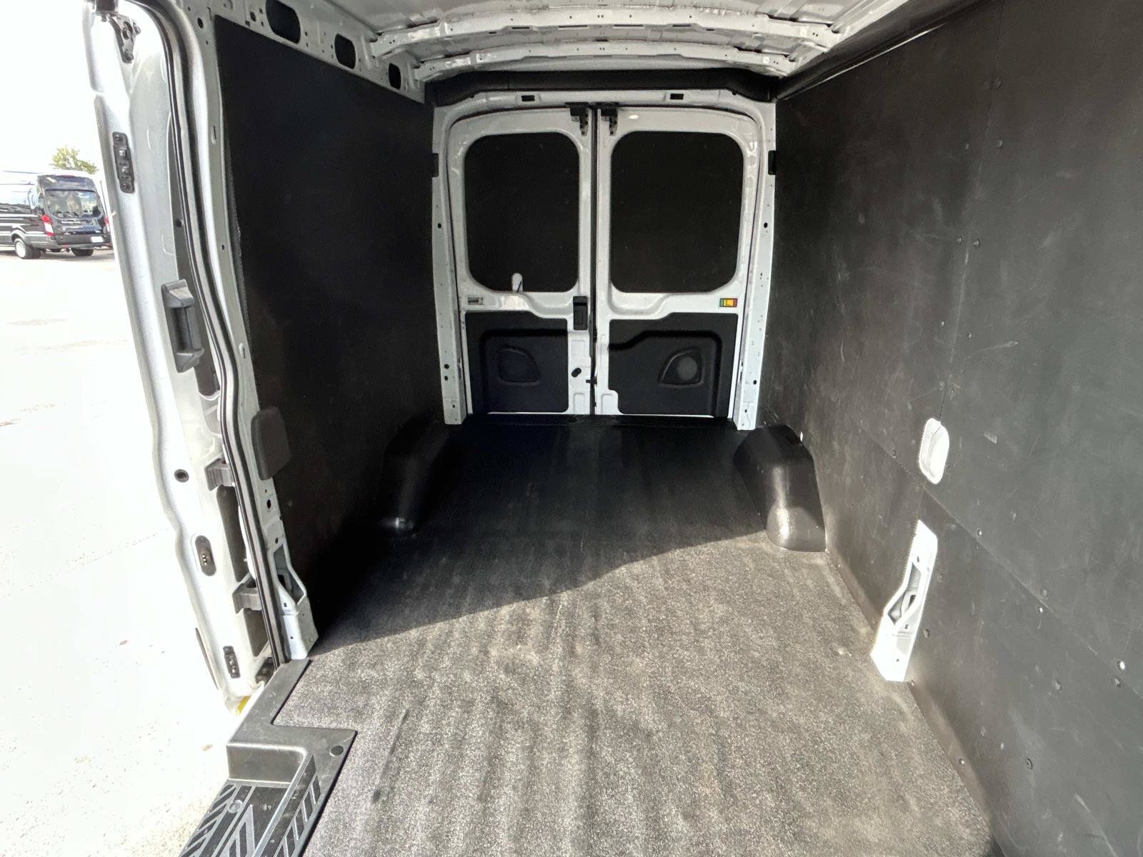 Used 2023 Ford Transit 250 Medium Roof AWD w/ Load Area Protection Package image 22