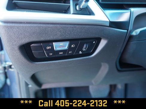 Used 2025 BMW 330i xDrive Sedan AWD/4WD image 30