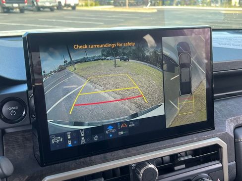 Certified 2025 Toyota Tacoma Limited image 25