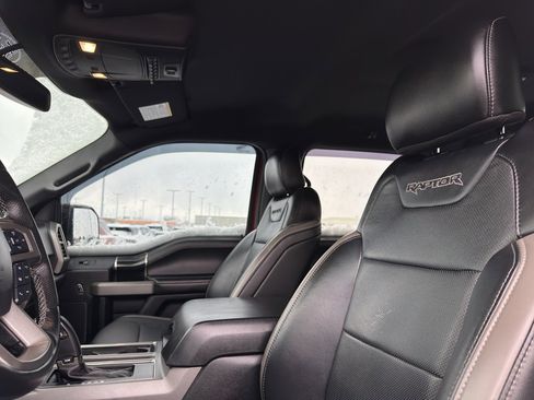 Used 2018 Ford F150 Raptor w/ Equipment Group 801A Mid image 32