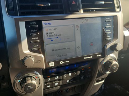 Used 2023 Toyota 4Runner Limited image 29