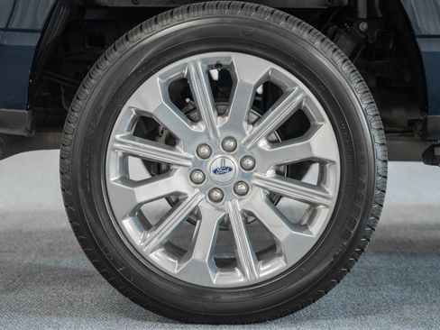 Used 2022 Ford F150 Limited image 15