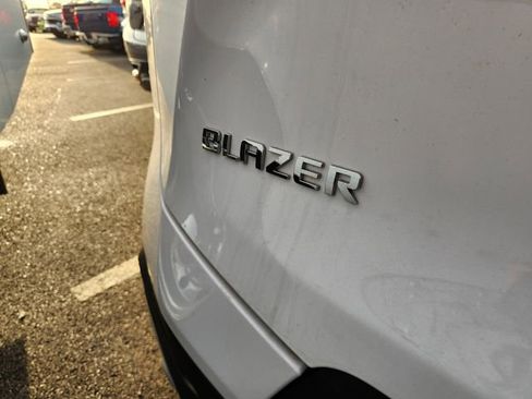 Used 2024 Chevrolet Blazer LT w/ Convenience Package image 8